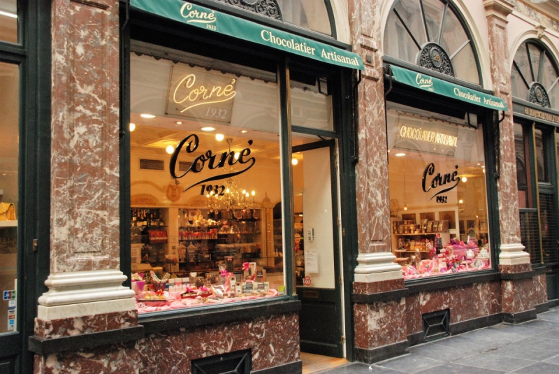 vente-CHATEAUVERT-min_chocolate_chocolaterie_shop_luxury_chic_gallery_brussels_belgium-558146